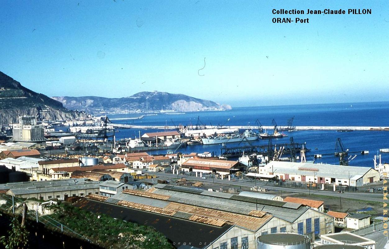 Oran - Port - Vue vers Mers-el-Kebir.jpg